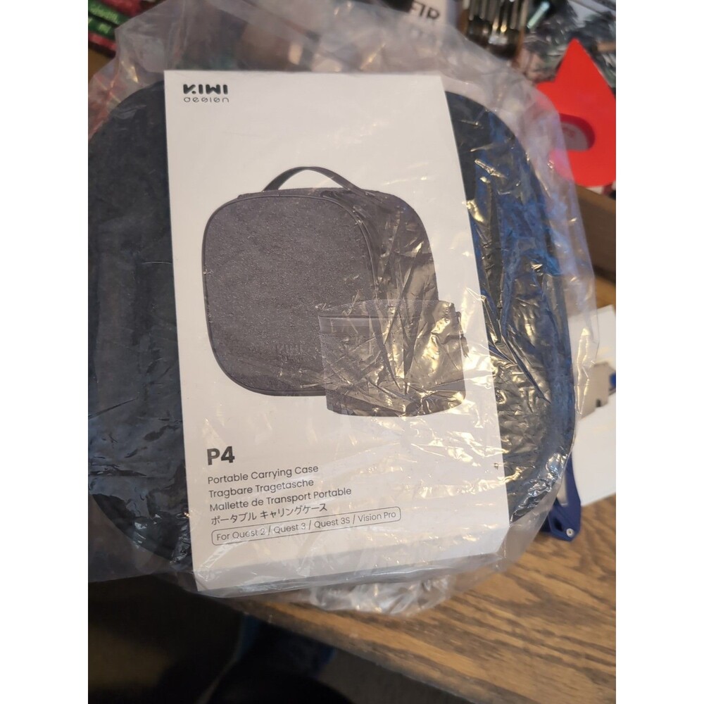 Kiwi Design P4 Portable Carrying Case